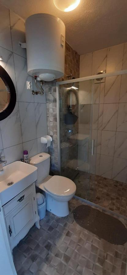 Apartment Mezaroca Rogoznica  Dış mekan fotoğraf