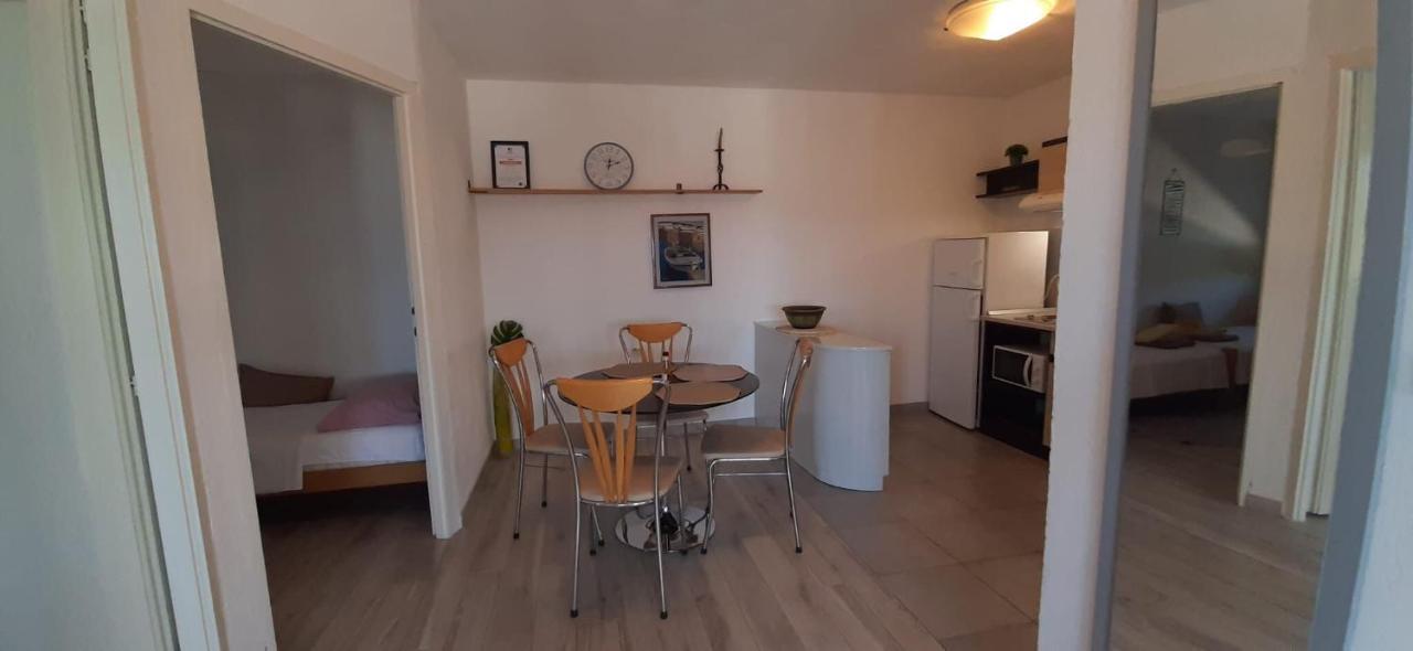 Apartment Mezaroca Rogoznica  Dış mekan fotoğraf