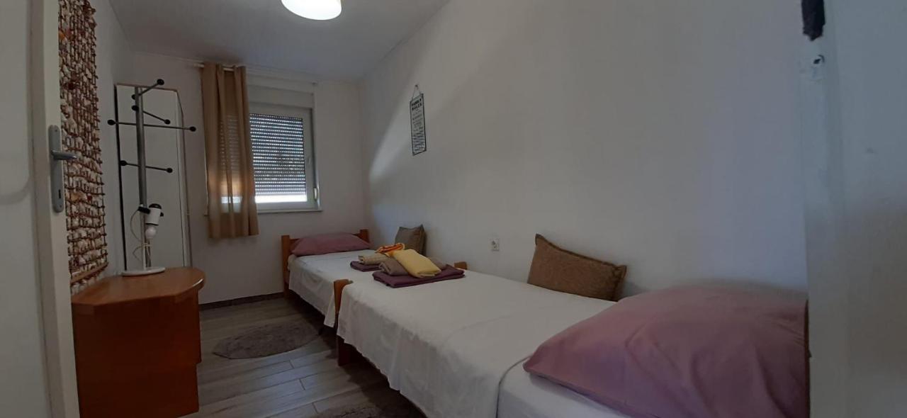 Apartment Mezaroca Rogoznica  Dış mekan fotoğraf